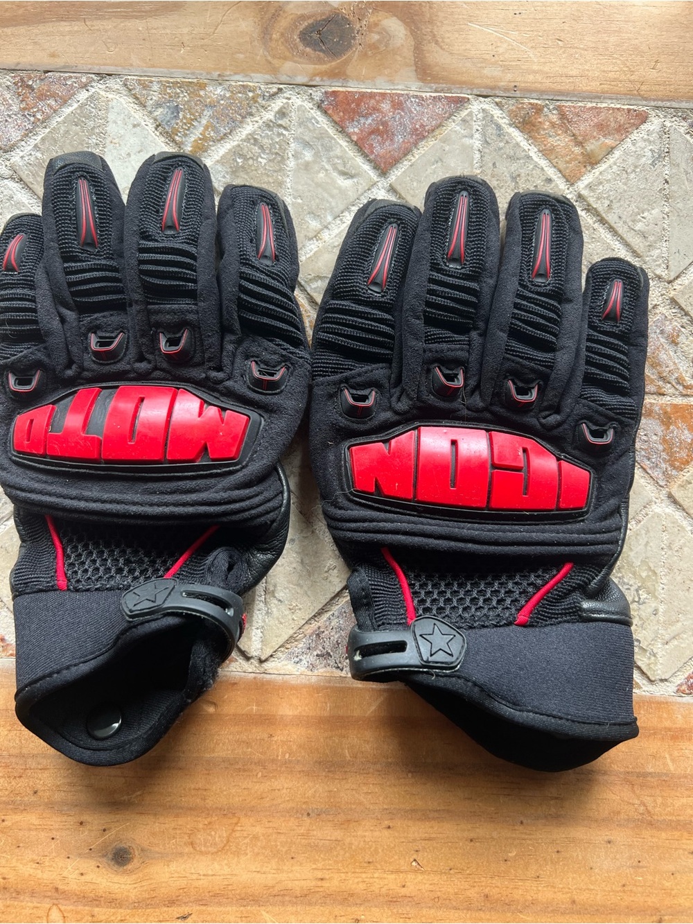 ICON Hooligan Motorcycle Gloves Size Small Black Leather Biker Motorcycle # 172